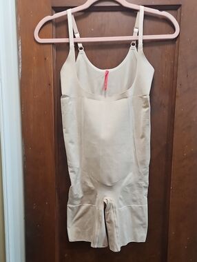 SPANX Womans Beige Shaping One-Piece Bodysuit